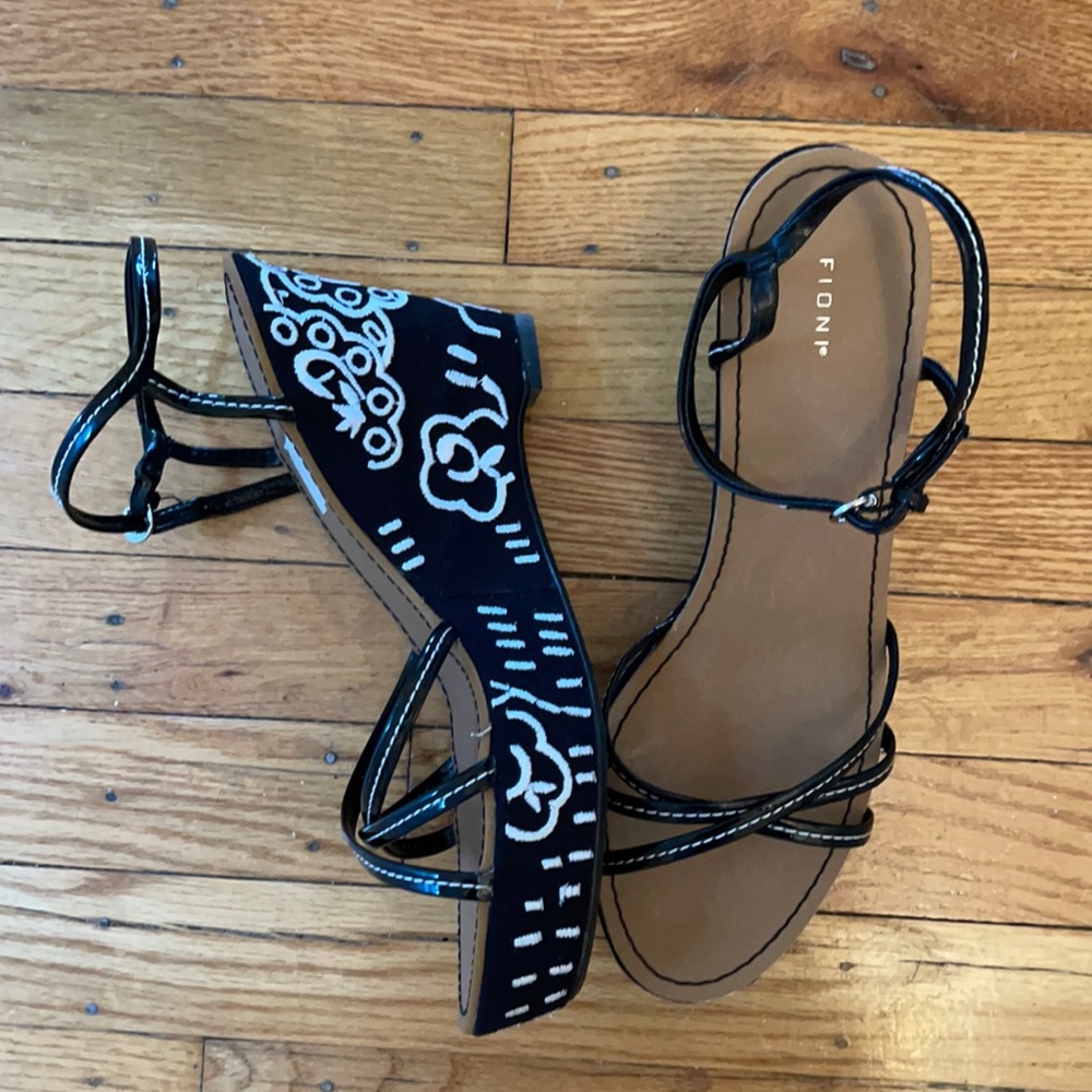 New never worn black and white wedge sandals!